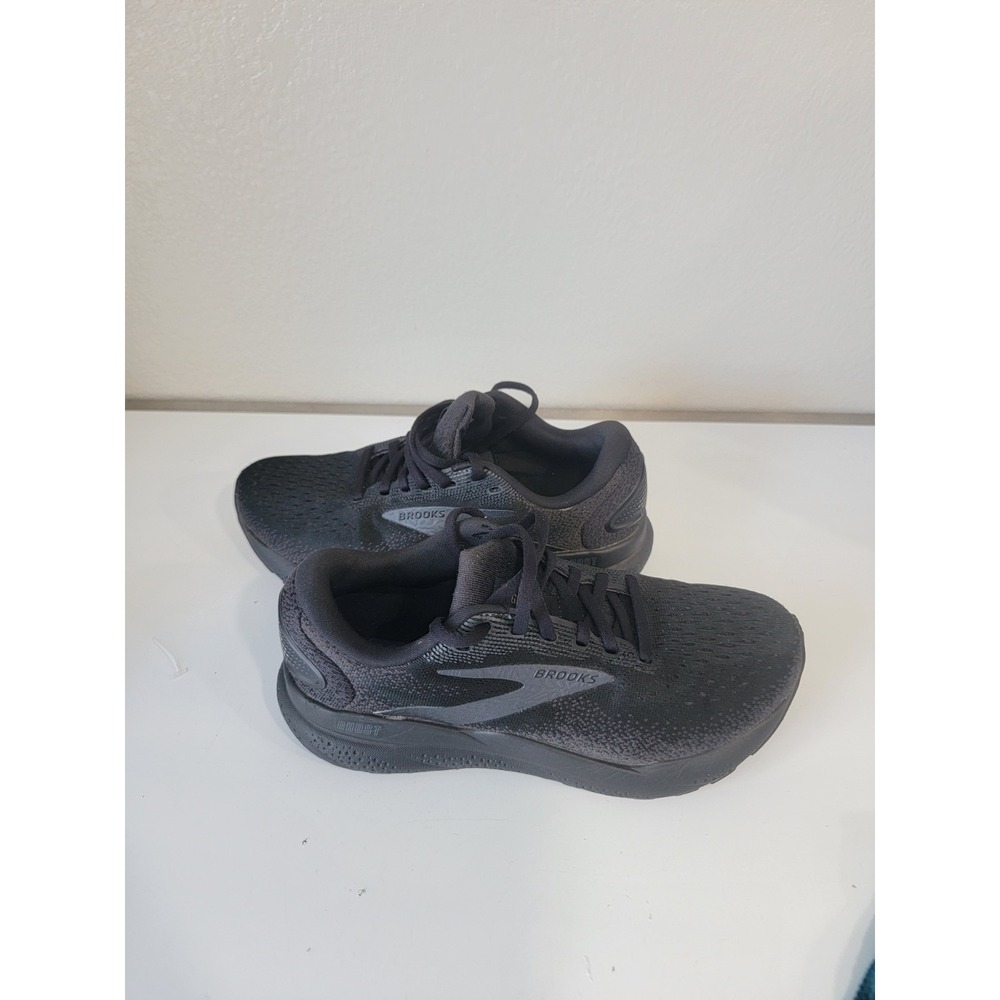Brooks Ghost 16 Women's 7.5 Wide (D) - Black/Ebony - Excellent Condition